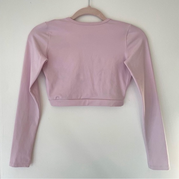 Baby pink wrap top 🌸 - Picture 2 of 3